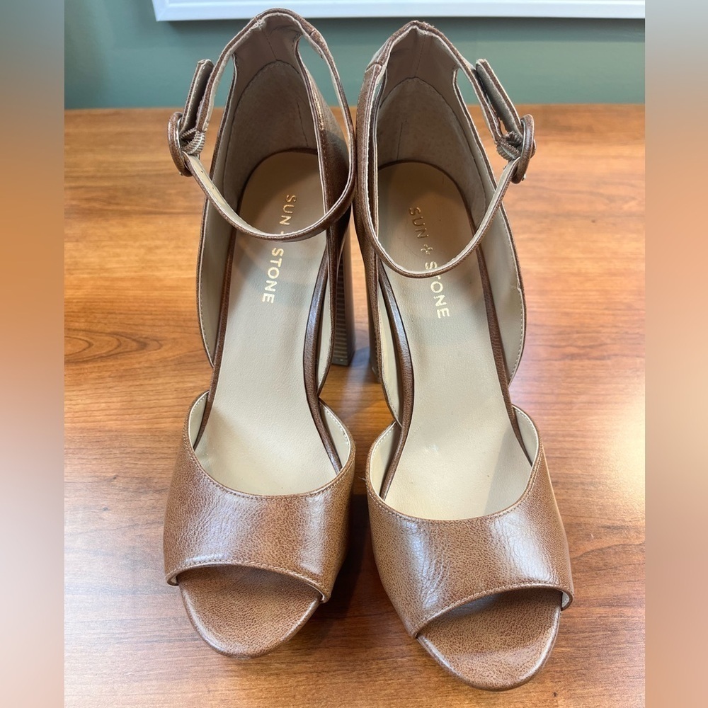 Sun + Stone Retta Ankle Strap Block Heel Platform Pumps Heels Size 9